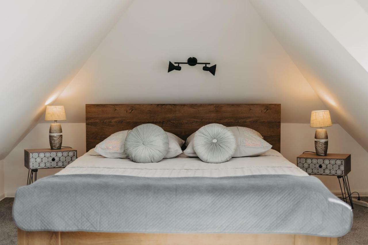 Apartament Rynek Pniewy Pniewy  Bagian luar foto