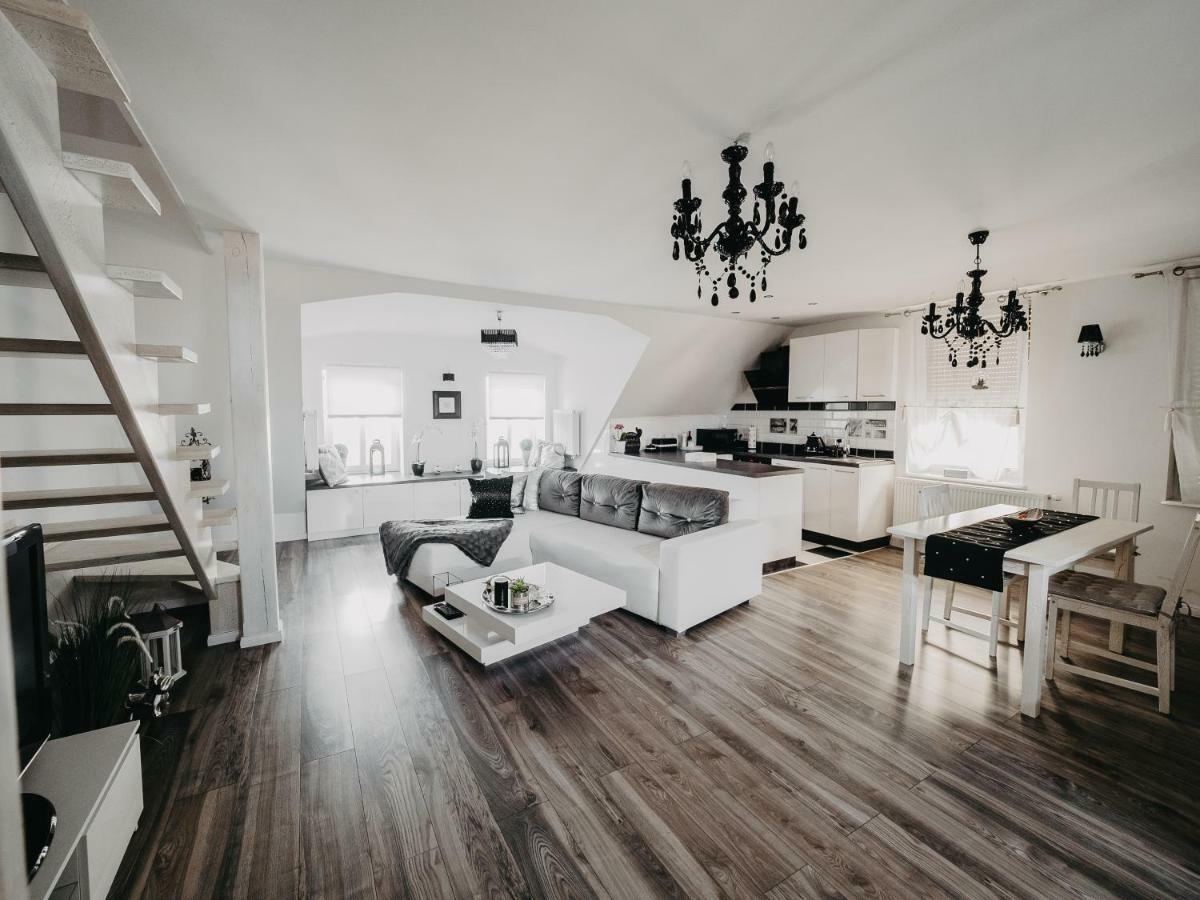 Apartament Rynek Pniewy Pniewy  Bagian luar foto